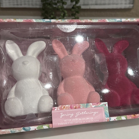 Spring Gatherings Set Of 3 Porcelain Flocked Bunnies Easter Decor - Picture 2 of 4